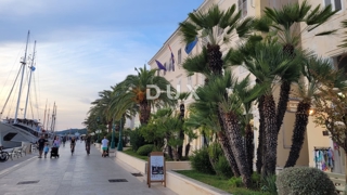 Hiša Mali Lošinj, 450m2