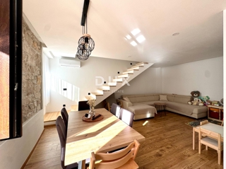 ISTRA, PULA - Čudovito petsobno stanovanje v dveh nadstropjih