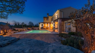 Hiša Svetvinčenat, 179m2