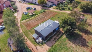 ISTRA, BRTONIGLA - Gradbeno zemljišče z idejnim projektom