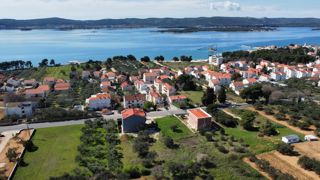 ZADAR, SV. FILIP I JAKOV - Gradbeno zemljišče s pogledom na morje