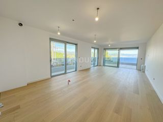 OPATIJA, CENTER - moderno stanovanje v novogradnji s pogledom na morje, skupni bazen, garaža