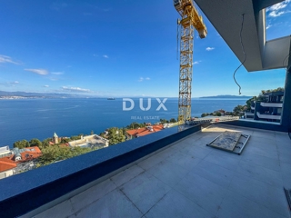 OPATIJA, CENTER - penthouse z razgledom v novogradnji nad centrom Opatije 