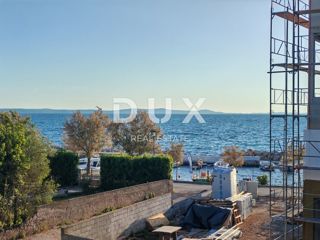 ZADAR, ZATON - Vrhunska novogradnja 30 metrov od plaže! S5
