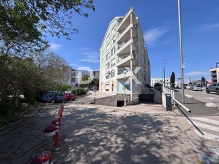 ZADAR, RELJA - Poslovni prostori na vrhunski lokaciji