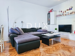 OTOK KRK, MESTO KRK - Družinsko stanovanje 74 m2 na dobri lokaciji