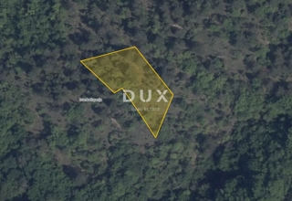 ISTRA, PAZIN, CEROVLJE – Kmetijsko zemljišče 1.465 m², delno poraslo z gozdom