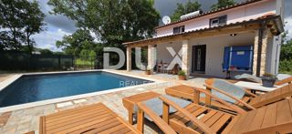 ISTRA, ŽMINJ - Počitniška hiša na osamljeni lokaciji z bazenom in jacuzzijem