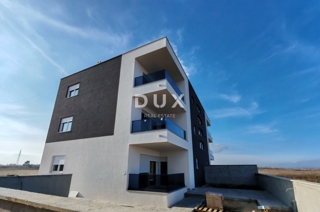 ZADAR, PRIVLAKA - Atraktivno stanovanje s pogledom na morje v bližini plaže! SJ4