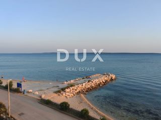 OTOK PAG, MANDRE - Privlačno stanovanje s čudovitim razgledom, prva vrsta do morja! S3