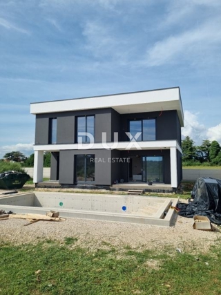ISTRA, PULA - Moderna luksuzna vila z bazenom v Štinjanu! 