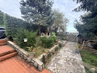 KASTAV, RUBEŠI - nedokončana etaža z veliko teraso in razgledom!