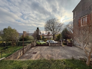 ISTRA, POREČ - Avtentična istrska hiša z dvema stanovanjskima enotama