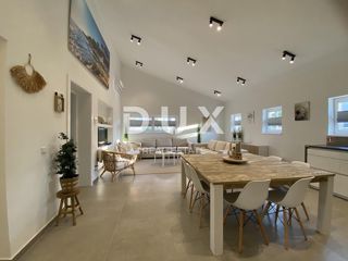 ISTRA, PREMANTURA - Čudovit apartma z dvoriščem