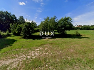 ISTRA, LABIN - Gradbeno zemljišče na robu vasi