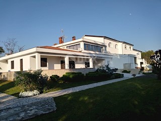 Buići, Poreč, 1.100m2