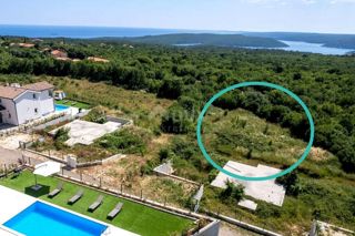 ISTRA, RABAC - Zemljišče z gradbenim dovoljenjem in pogledom na morje