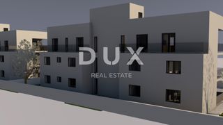 ZADAR, PRIVLAKA - Luksuzni penthouse z bazenom na strešni terasi! S6