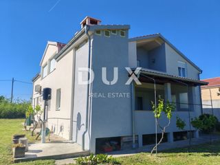 Hiša Zemunik Donji, 260m2