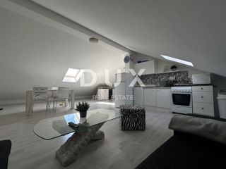 VRSI - Apartma s 3 spalnicami + dnevna soba - pogled na morje!