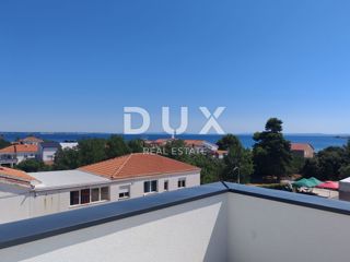 ZADAR, VIR - Udobno penthouse s pogledom na morje 180 metrov od plaže Jadro! BS3