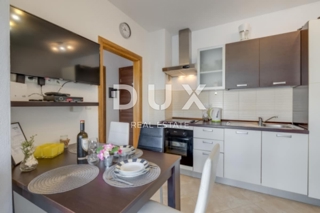 ISTRA, NOVIGRAD - Dva apartmaja v bližini morja