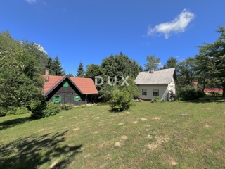 GORSKI KOTAR, HLEVCI – dve hiši na parceli velikosti 2.869 m²
