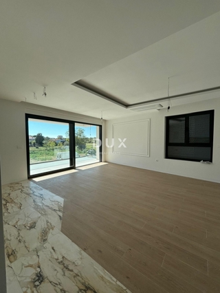 ISTRA, ŠTINJAN - Atraktiven penthouse vrhunske kakovosti!