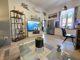 Stanovanje Stoja, Pula, 81m2