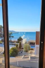 JASENICE, ROVANJSKA - Prostorno stanovanje s pogledom na morje