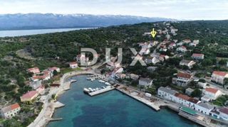 OTOK PAG, LUN - zazidljivo zemljišče 640 m2 na odlični lokaciji