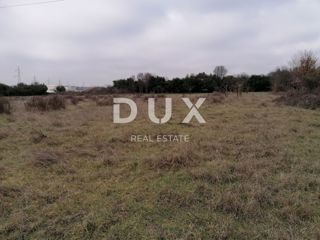 ISTRA, PULA - Kompleks gradbenih parcel 9.933 m2, odlična lokacija!