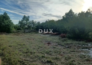 ISTRA, SVETVINČENAT- Kmetijsko zemljišče!