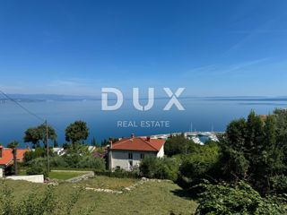 OPATIJA, IČIĆI - zemljišče z dovoljenjem za vilo nad ACI marino in v bližini Mariott Resorta - panoramski pogled na morje