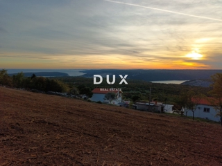 Zemljišče Rabac, Labin, 700m2