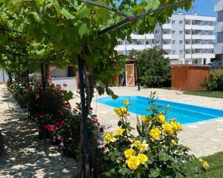 ISTRA, PULA - Apartmajska hiša z bazenom