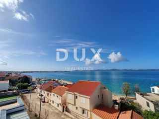 ZADAR, DIKLO - Vrhunski penthouse s pogledom na morje le 50 metrov od plaže! S8