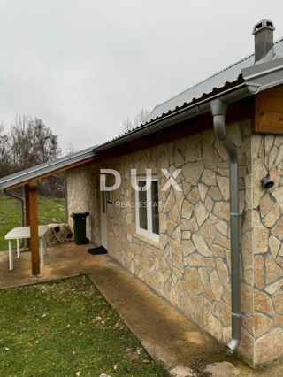 PERUŠIĆ, STUDENCI - Čudovita počitniška hiša na 50.000 m2 zemljišča