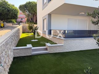 Stanovanje Novalja, 100m2