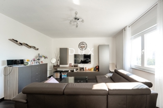 RIJEKA, ZAMET - 2 spalnici + dnevna soba, terasa, konoba, vrt, parkirišče - SAMO PRI NAS!