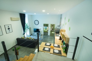 RIJEKA, POTOK – Dve stanovanjski enoti v edinstvenem prostoru z možnostjo različnih rab