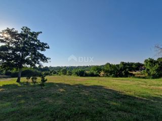 ISTRA, TINJAN - Zazidljivo zemljišče na odlični lokaciji