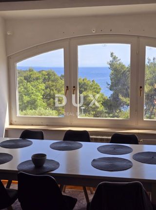MALI LOŠINJ - apartma s teraso in pogledom na morje