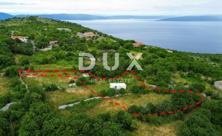 ISTRA, SKITAČA - Edinstveno gradbeno zemljišče z gradbenim dovoljenjem in pogledom na morje
