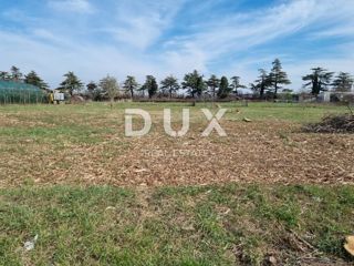 ISTRA, PULA - Zazidljivo zemljišče v Štinjanu 890 m2