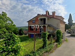 ISTRA, BUJE - Samostojna hiša za prenovo