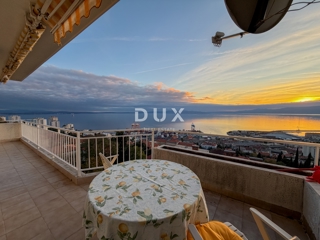 RIJEKA, TRSAT - nadstropje zasebne hiše s čudovitim pogledom na morje, odlična lokacija nad središčem Reke