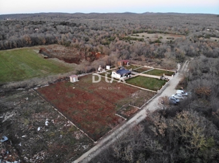 Zemljišče Rovinj, 2.285m2