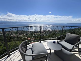 OPATIJA, LOVRAN – Ekskluzivno stanovanje s panoramskim razgledom in bazenom
