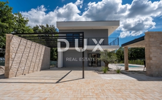 ISTRA, SV. PETAR V GOZDU - Čudovita novogradnja z bazenom in letno kuhinjo